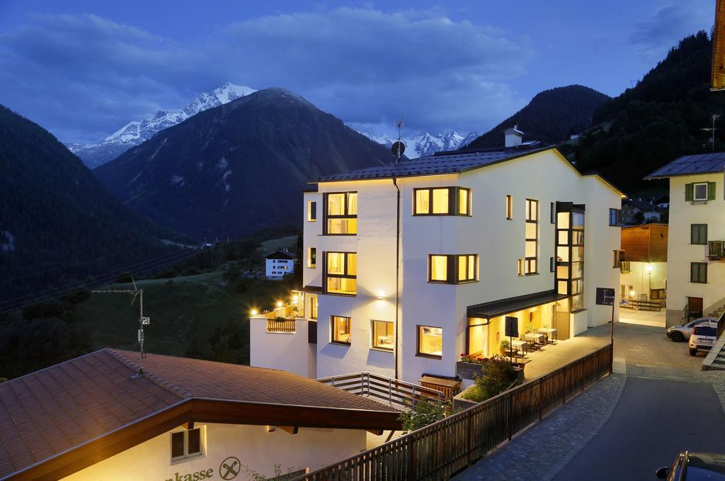Hotel Sonne Stelvio Buitenkant foto