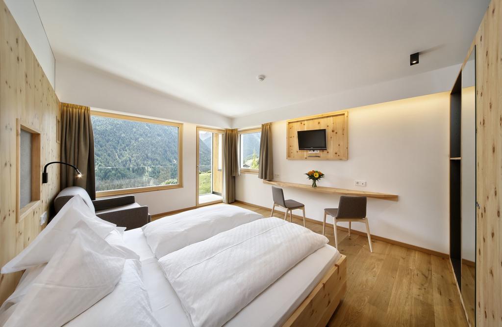 Hotel Sonne Stelvio Kamer foto